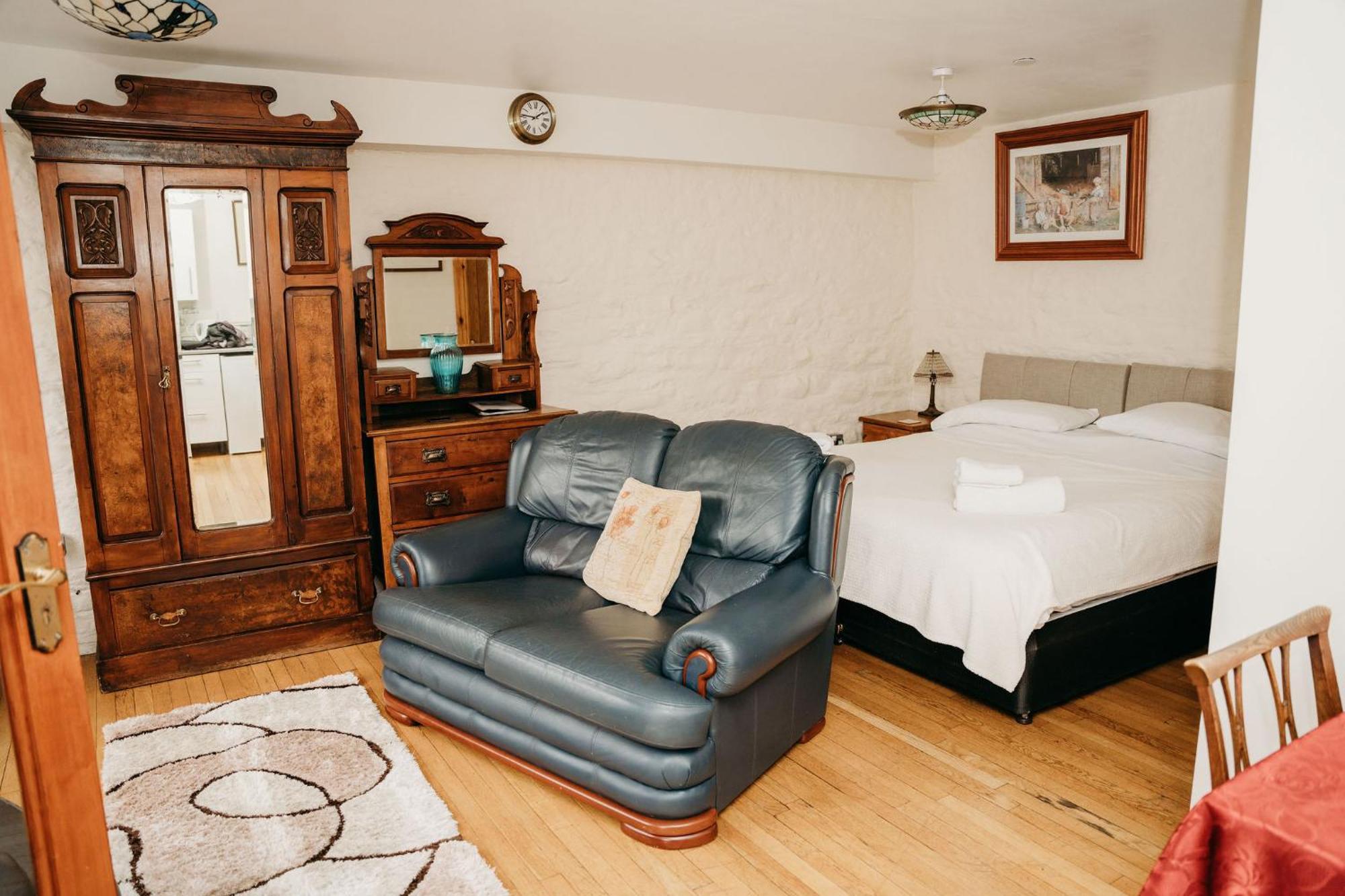 The Barn B&B Port Talbot Exterior foto